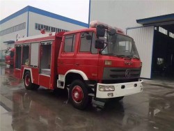 5000L DONGFENG 4x2 불 싸움 트럭