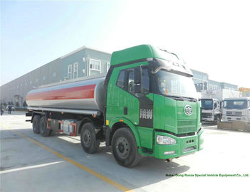 중국 원유/Oi 납품 28000L -30000L를 기름을 바르기를 위한 FAW J6 연료 수송 트럭 협력 업체