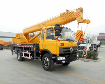 중국 16 - 20 톤 드는 수용량을 가진 DFAC 이동할 수 있는 유압 차량에 의하여 거치되는 기중기 협력 업체