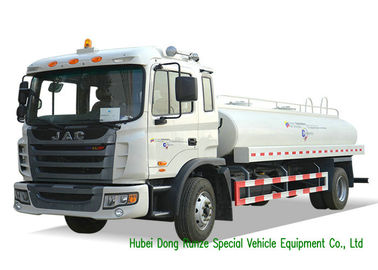 중국 JAC 4X2 물 수송 혼다 수도 펌프 10m3를 가진 액체 유조 트럭 협력 업체
