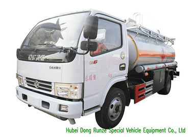 중국 3000L - 6000L 원유 유조 트럭, 이동할 수 있는 연료유 납품 트럭 협력 업체